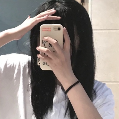 2025最火女生头像不露脸图片