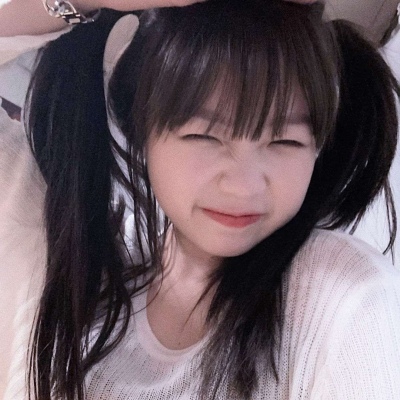 2025最火女生头像图片