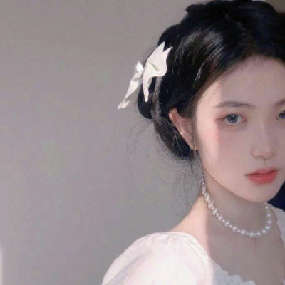 2025网红女头图片