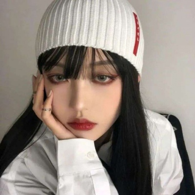 2025女生微信头像真人图片