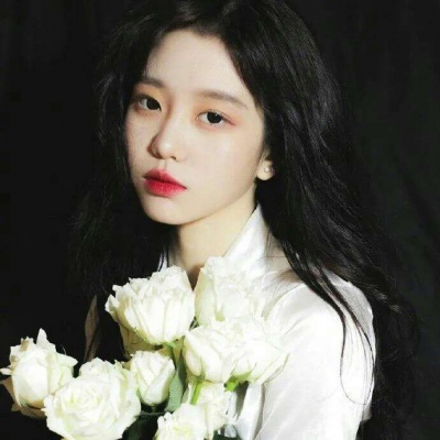 2025网红女头图片