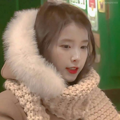 2025网红女头图片