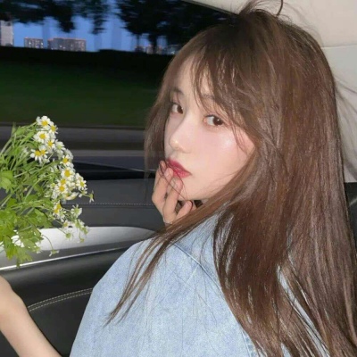 2025年qq头像女生最新版图片
