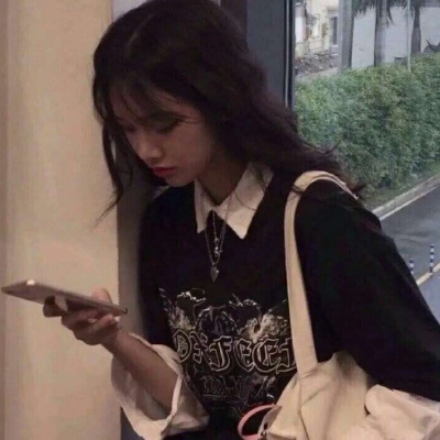 2025年qq头像女生最新版图片