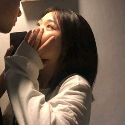 情侣头像真人一人一半2025新款图片
