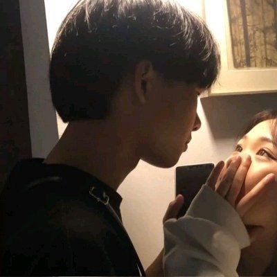 情侣头像真人一人一半2025新款图片
