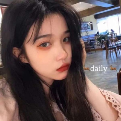 2025年最火头像高冷女生图片