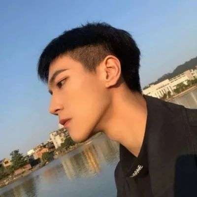 2025头像男生帅气潮流高清图片