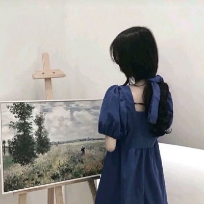 2025年最火头像高冷女生图片