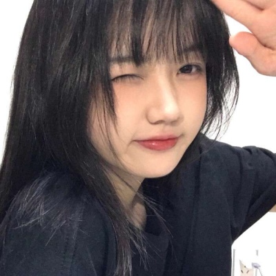 2025最火女生头像温柔图片