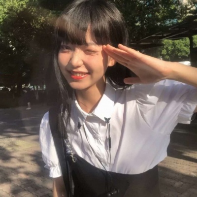 高清温柔女头像2025年图片