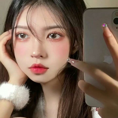 2025精致女头像图片
