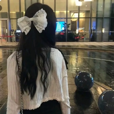 2025年最火头像高冷女生图片