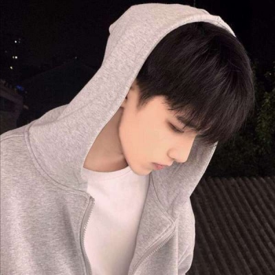 2025头像男生帅气潮流高清图片