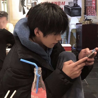 2025男生头像高清真人帅气图片