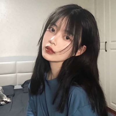 2025超好看的微信头像女生图片
