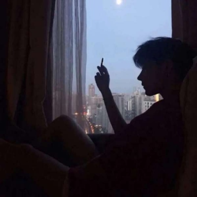 2025头像男生帅气潮流高清图片
