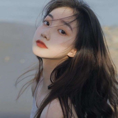 2025年最新款头像女生高清图片