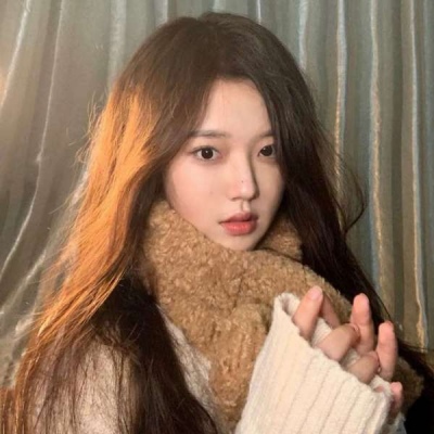 2025年最火头像高冷女生图片
