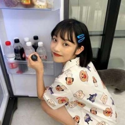 精选女头2025高清图片