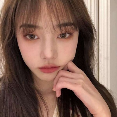 2025年最火头像高冷女生图片
