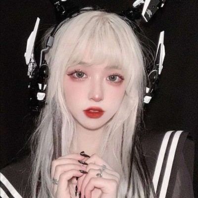 2025年网图头像女