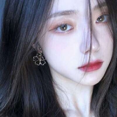 2025头像女最新版超酷图片