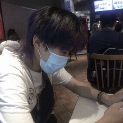 2025男生超酷qq头像高清图片