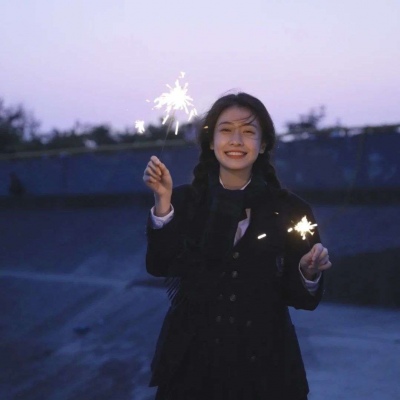 2025女生最好看的头像图片