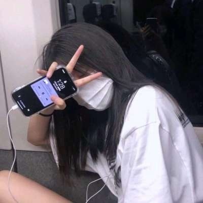 2025年微信头像图片女生