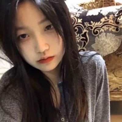 2025年头像真人女生照片
