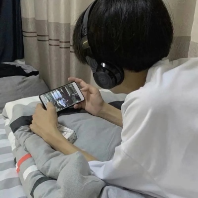 2025年最新款男头像图片