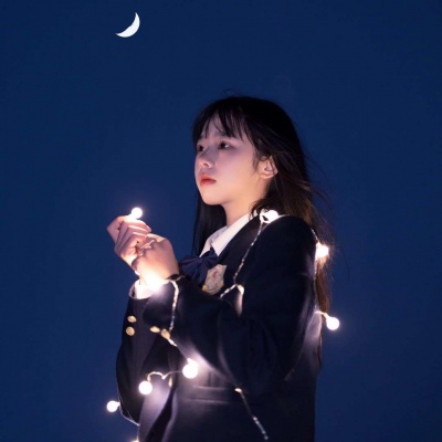 2025女生最好看的头像图片