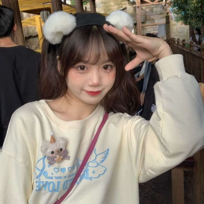 2025年最火头像可爱女生图片