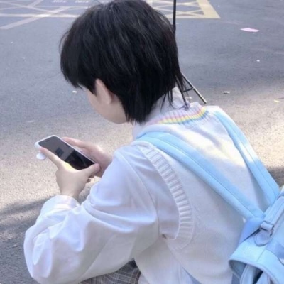 2025最火女生不露脸头像图片