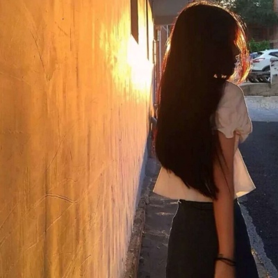 2025女生qq头像ins图片