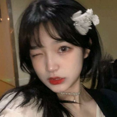 qq2025年女生头像最新款图片