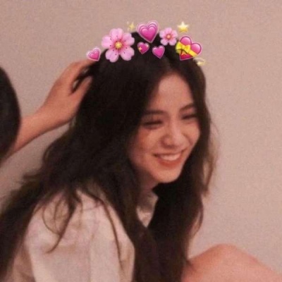 2025高清微信头像女生图片