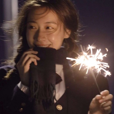 2025女生最好看的头像图片
