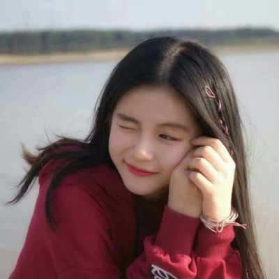 女生头像新年红色系真人