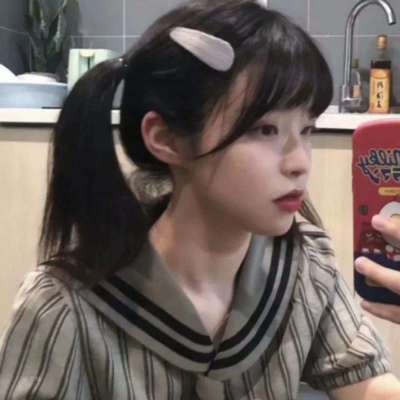 2025年头像女图片可爱真人