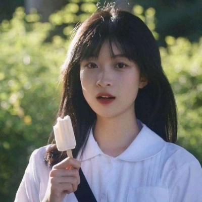 2025高清微信头像女生图片