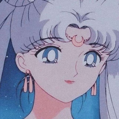 2025年女生头像最火动漫图片