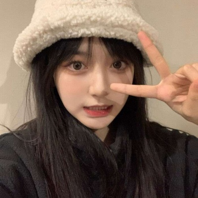 2025女生微信头像唯美有意境图片