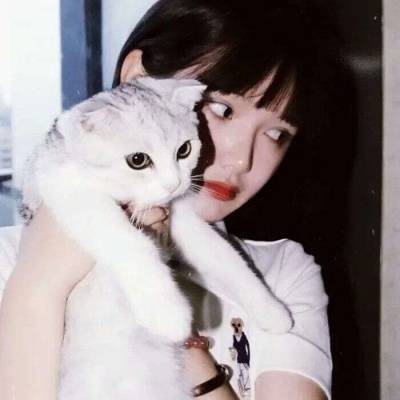 2025年女生微信头像可爱人物真人版