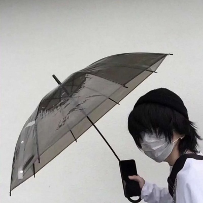 2025最新流行男生头像图片