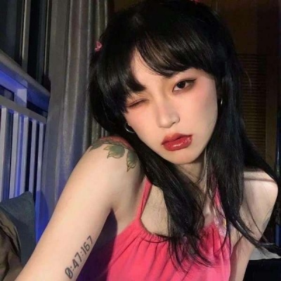 2025年头像真人女生照片