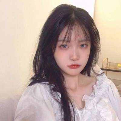 2025女生微信头像潮流图片
