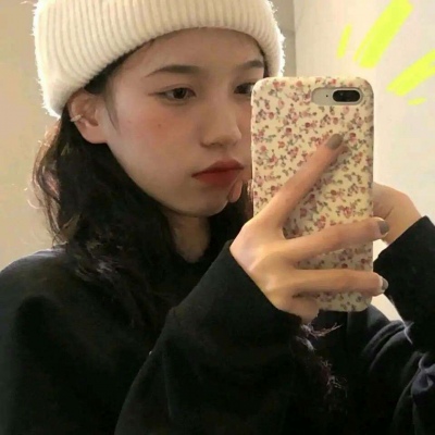2025最潮最火女生头像高清图片