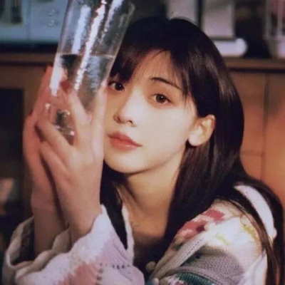 2025女生高清头像